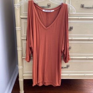 Michael Stars rust orange open sleeve/shoulder 3/4 length sleeve tee One Size OS